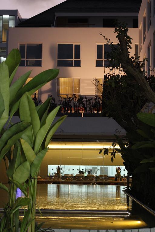 Harvestland Hotel Bali Кута Екстериор снимка