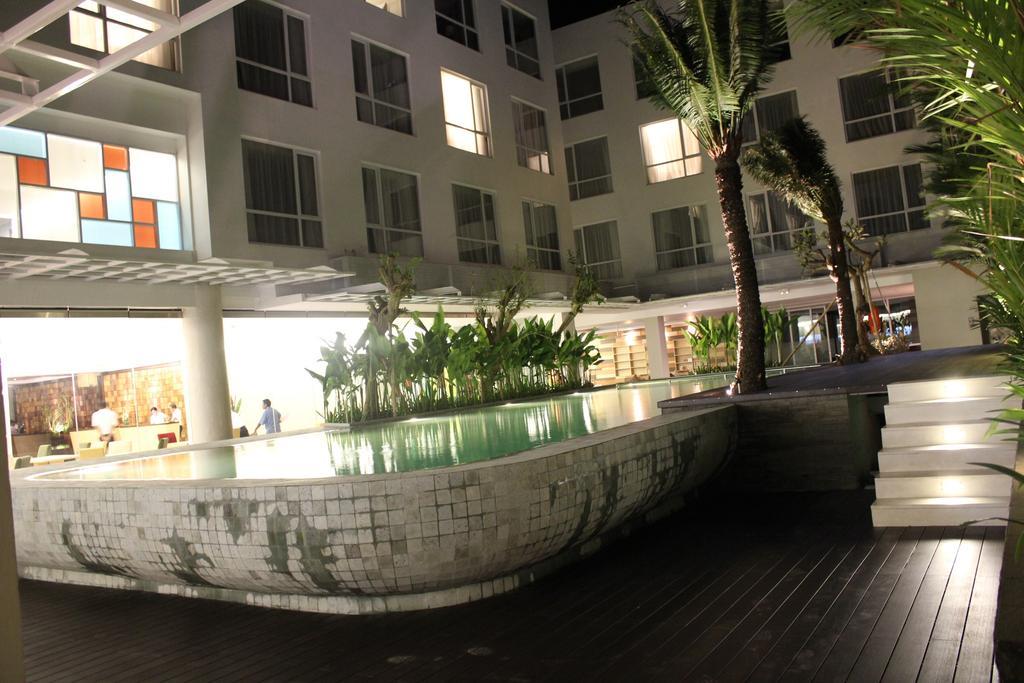 Harvestland Hotel Bali Кута Екстериор снимка