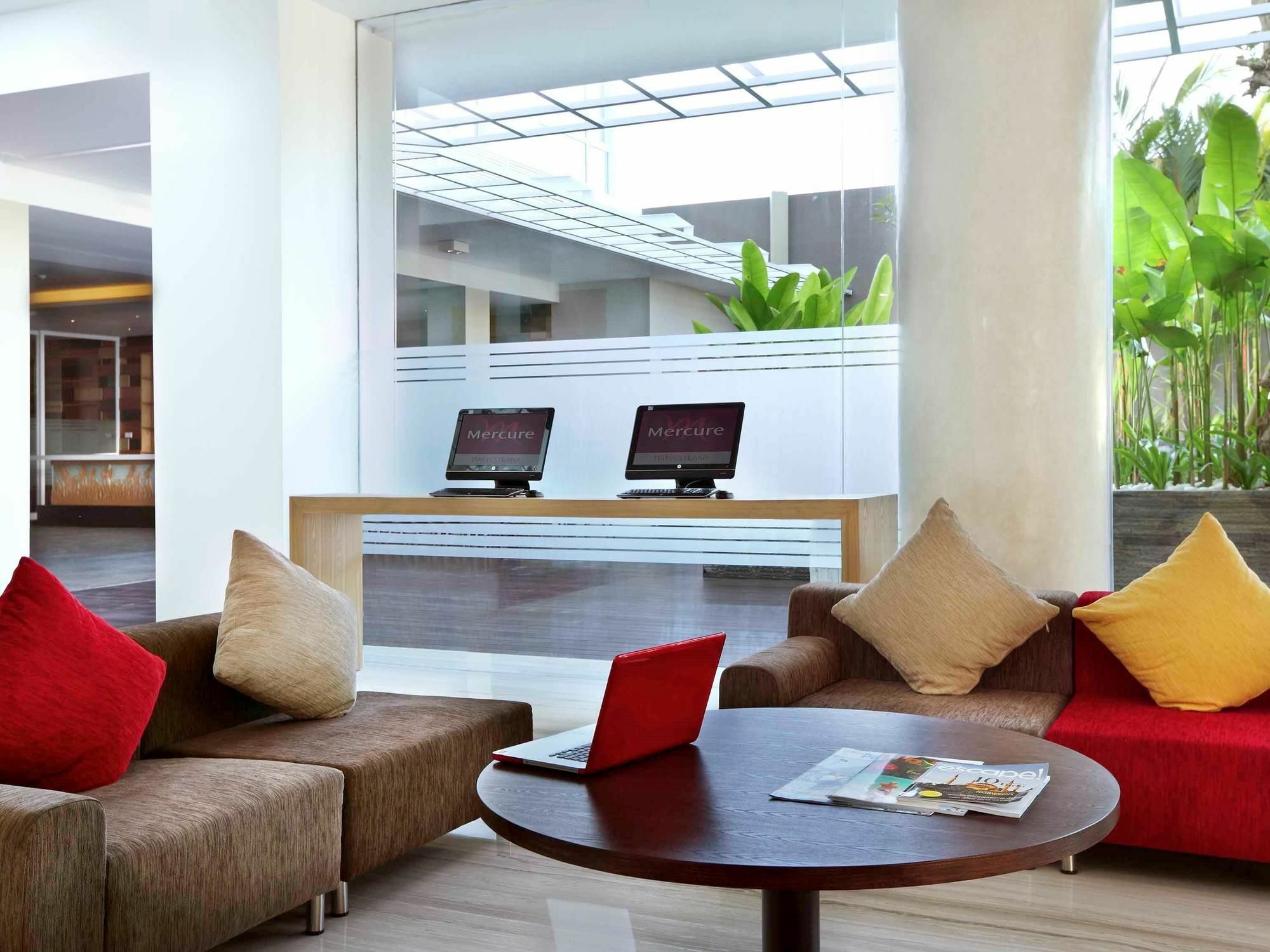 Harvestland Hotel Bali Кута Екстериор снимка